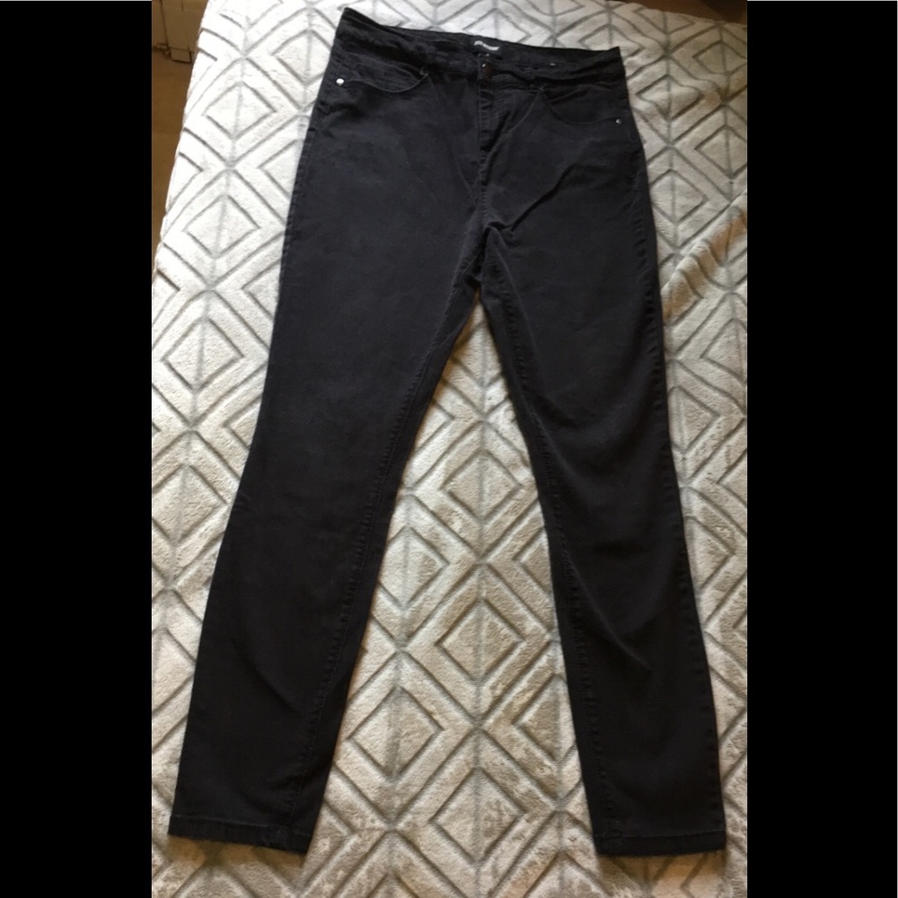 Women’s jeans size 9